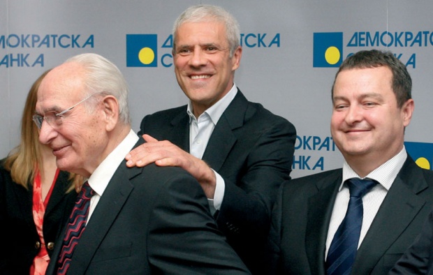 pol-vlada_44