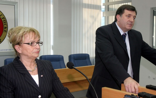 reg-dodik-doris-pak reg-dodik-doris-pak