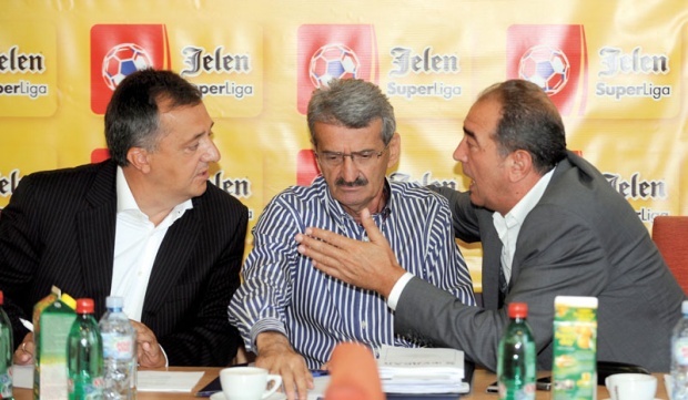 Auto-servis porodice Milanovic u El Pasu